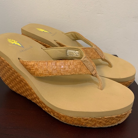 volatile picadillo shoes